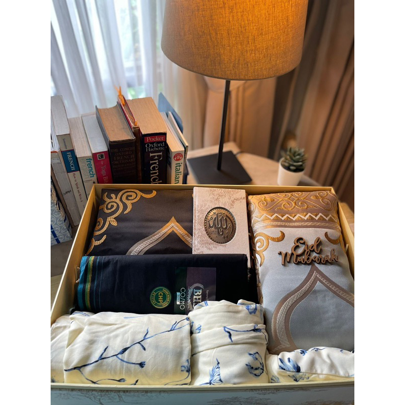 

Lebaran Hampers - Cairo