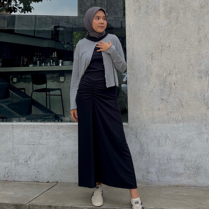 narnia texture skirt