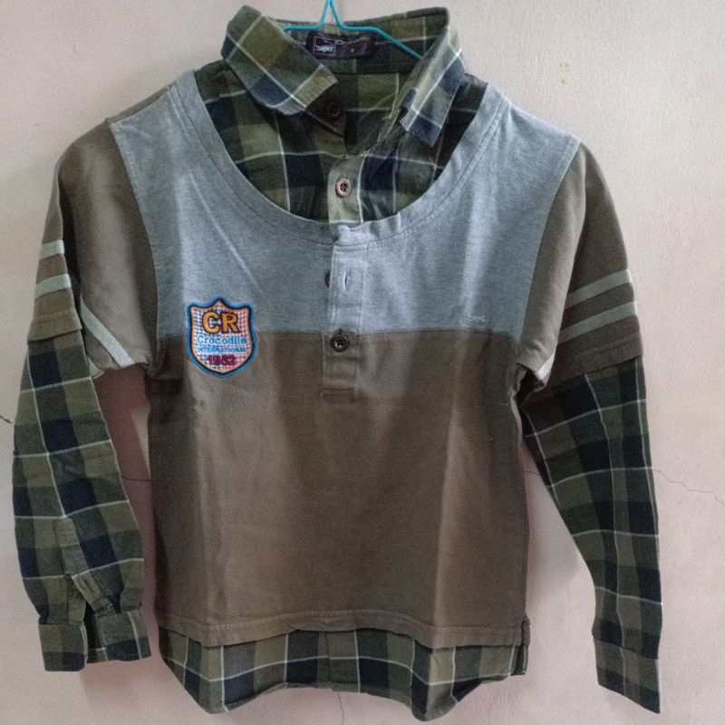 kemeja anak cowok CROCODILE sz 8. hijau army