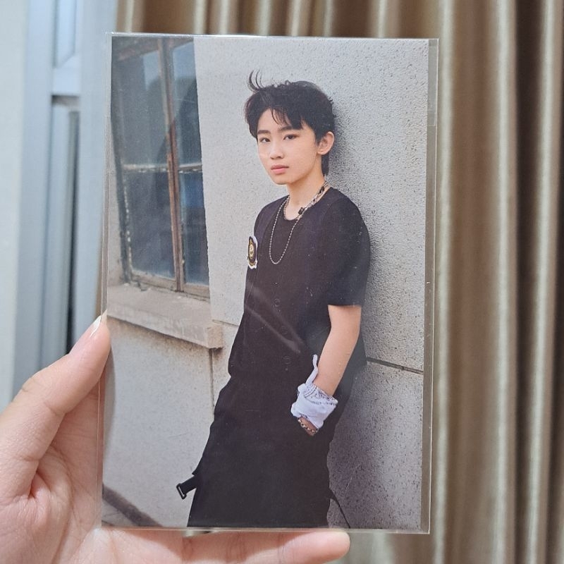 OFFICIAL BOYSTORY YU ZEYU POSTCARD