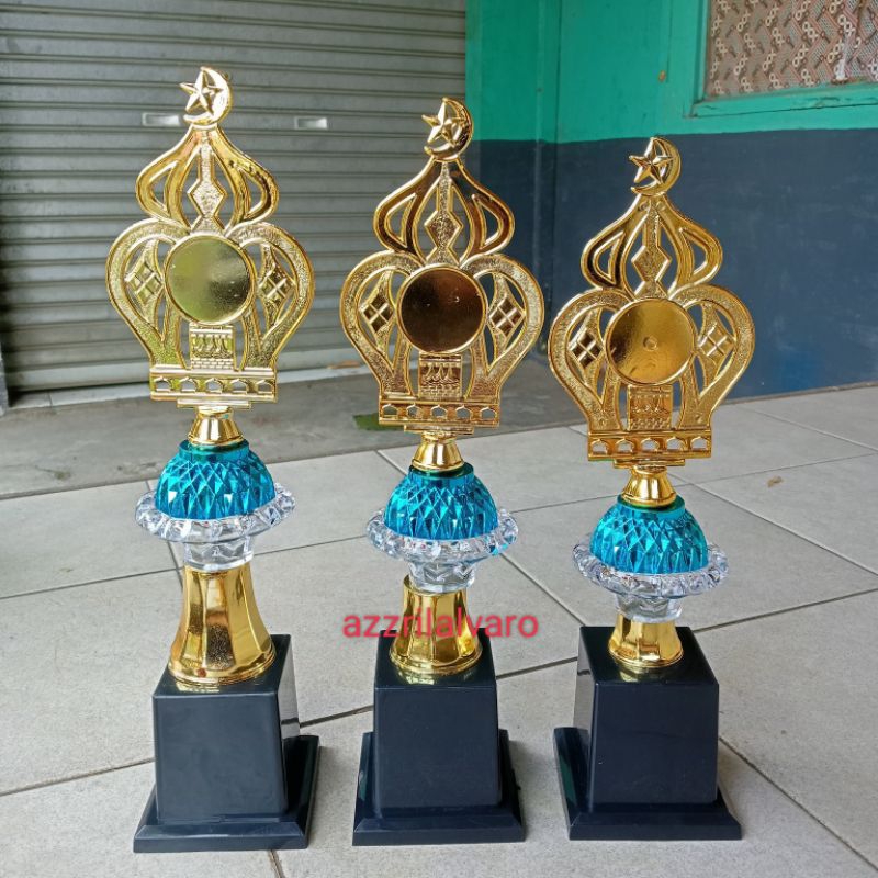 Piala MK 05 + FG 28 Tinggi 42cm