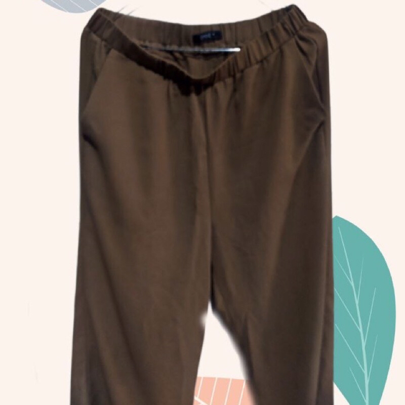 CELANA KULOT EPRISE BROWN Preloved