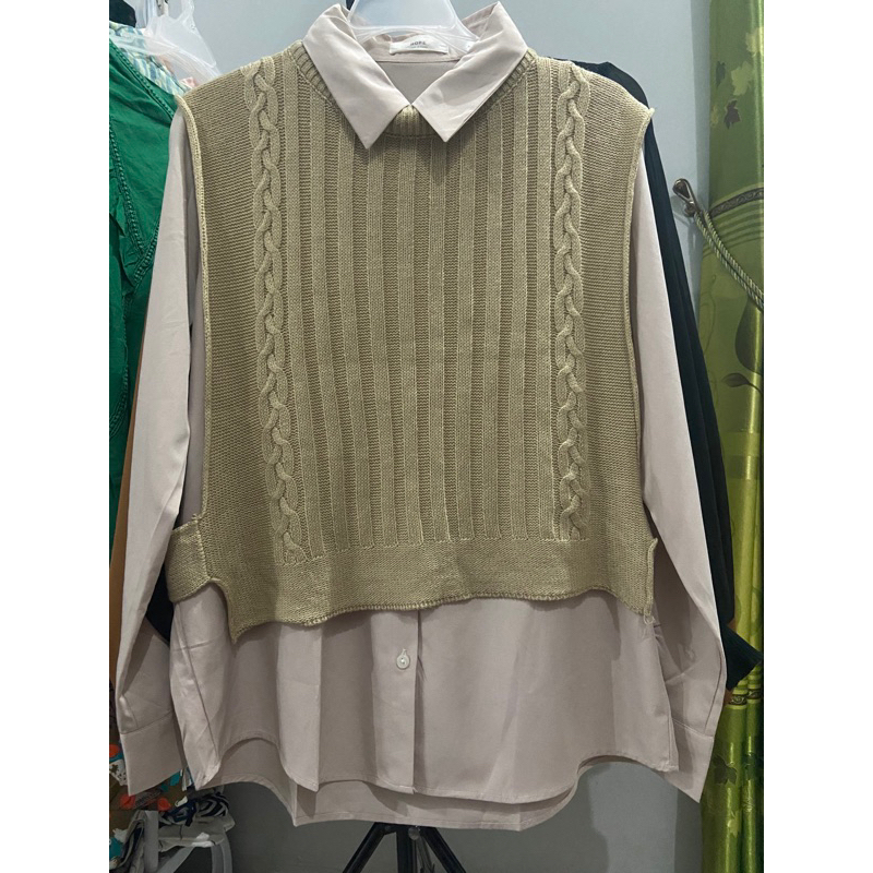 PRELOVED KOREAN LOOK KEMEJA Korean