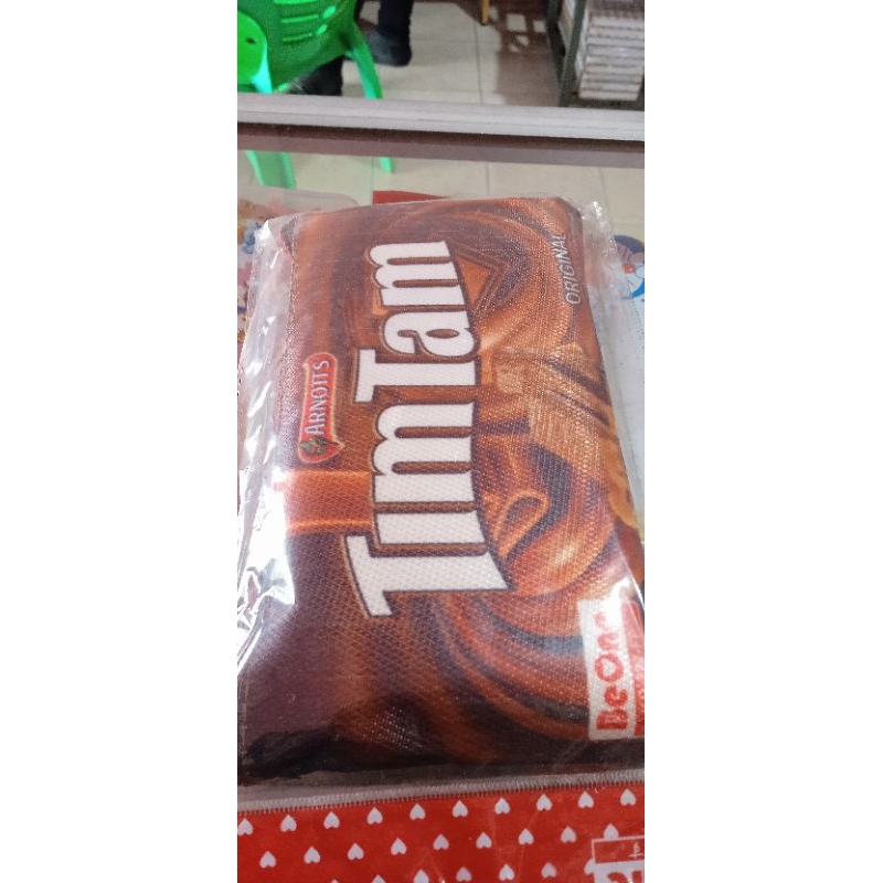 

kotak pensil tas karakter