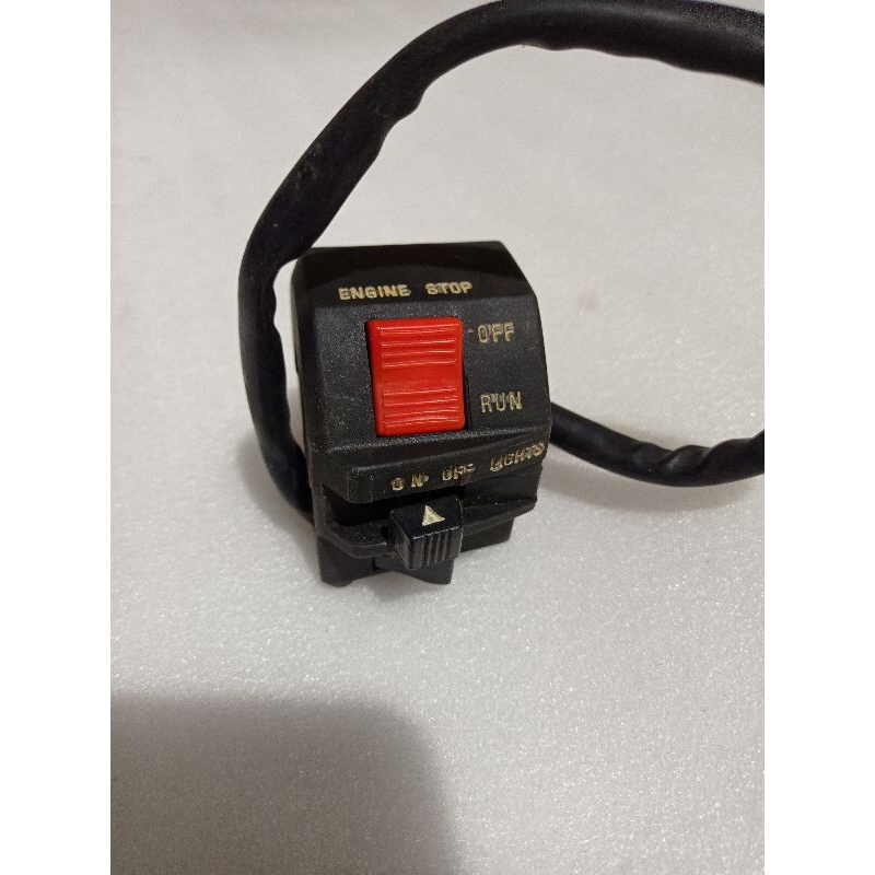 holder saklar kanan suzuki sprinter