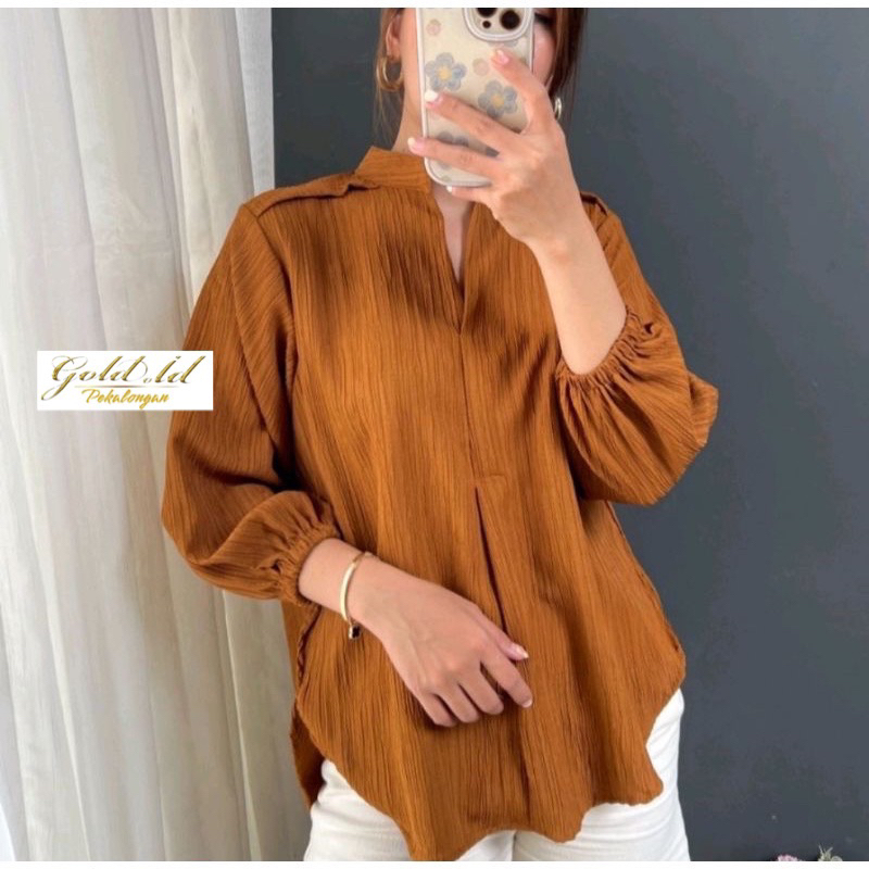 Livia Blouse Lady Crush // Kemeja Wanita Lady Crush // Blouse Wanita Polos // Kemeja Korean Style // Blouse Wanita Terbaru