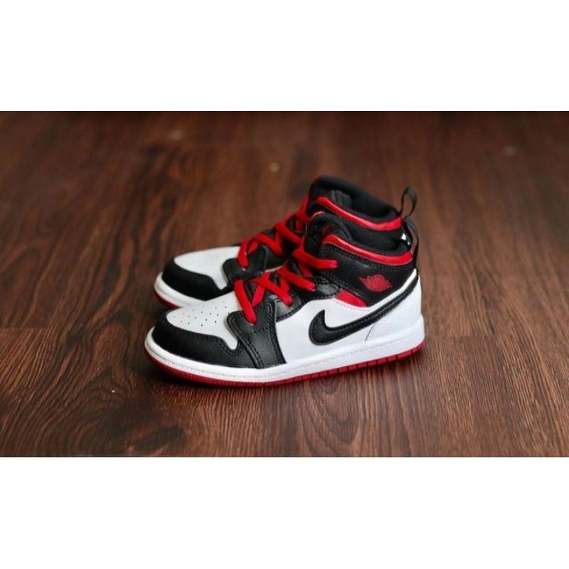 SEPATU ANAK ORIGINAL NIKE AIR JORDAN 1 WHITE BLACK RED