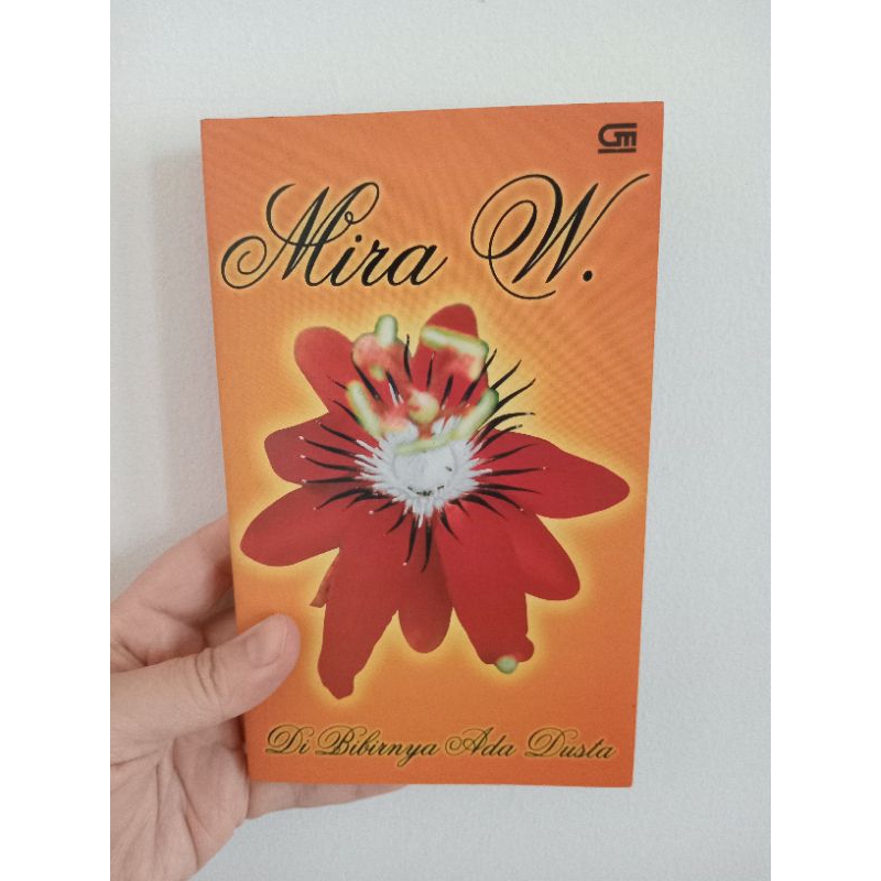 preloved - mira w - di bibirnya ada dusta