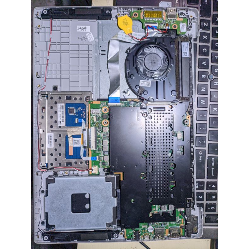 MOBO LENOVO Ideapad 330S-BRID 14" HD/Intel Core i5-8250U/4GB/256GB/2GB