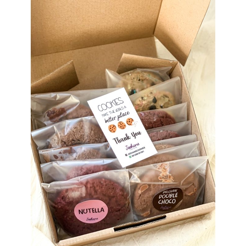 

party cookies / signature chocolate