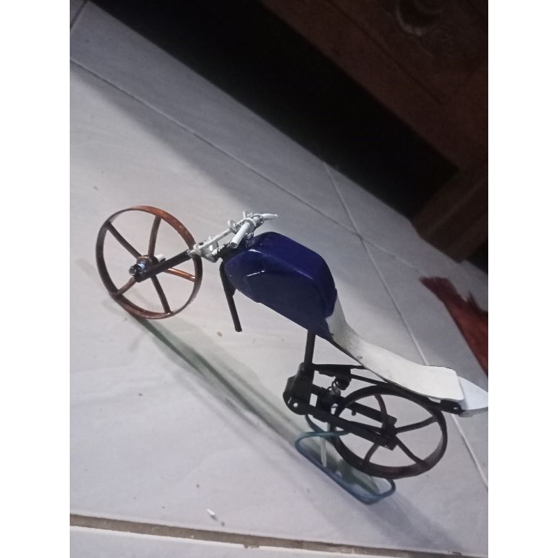 miniatur herex tiger