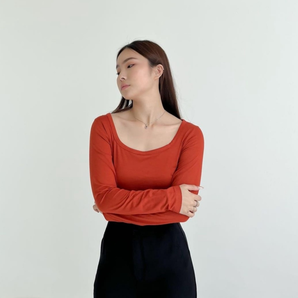 Suri Semi Square Neck Top / Top Wanita Korea / Blouse Casual / Baju Santai