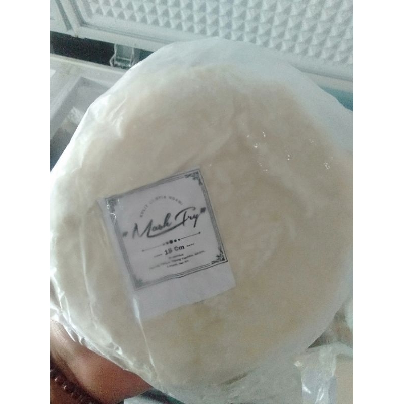 

Kulit Lumpia Isi 50 (BISA SATU BALL ISI 10 PACK)
