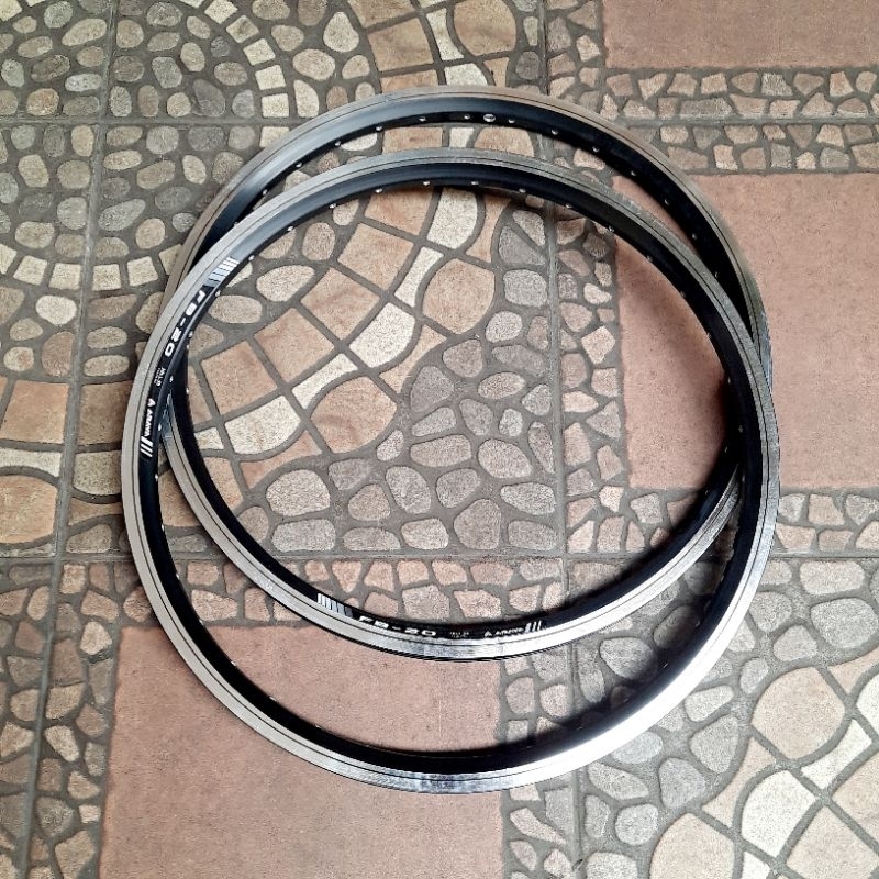 RIMS VELG ARAYA 20 x 1.50 FB20 HITAM 36H
