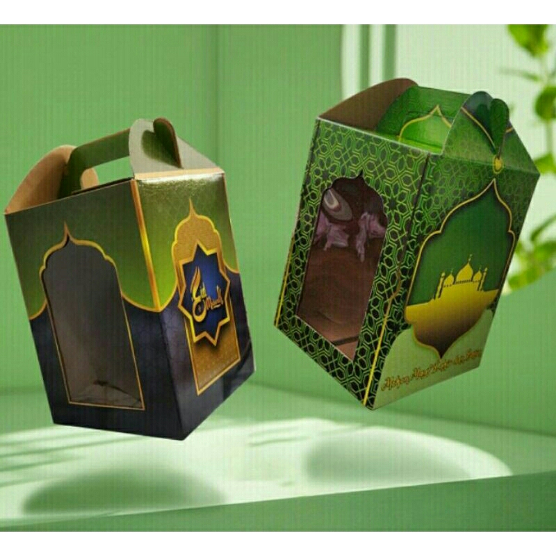 

BOX HAMPERS LEBARAN IDUL FITRI / DUS KUE KERING LEBARAN ISI 3 TOPLES UKURAN 500 GRAM / DUS HAMPERS LEBARAN IDUL FITRI MIKA JINJING