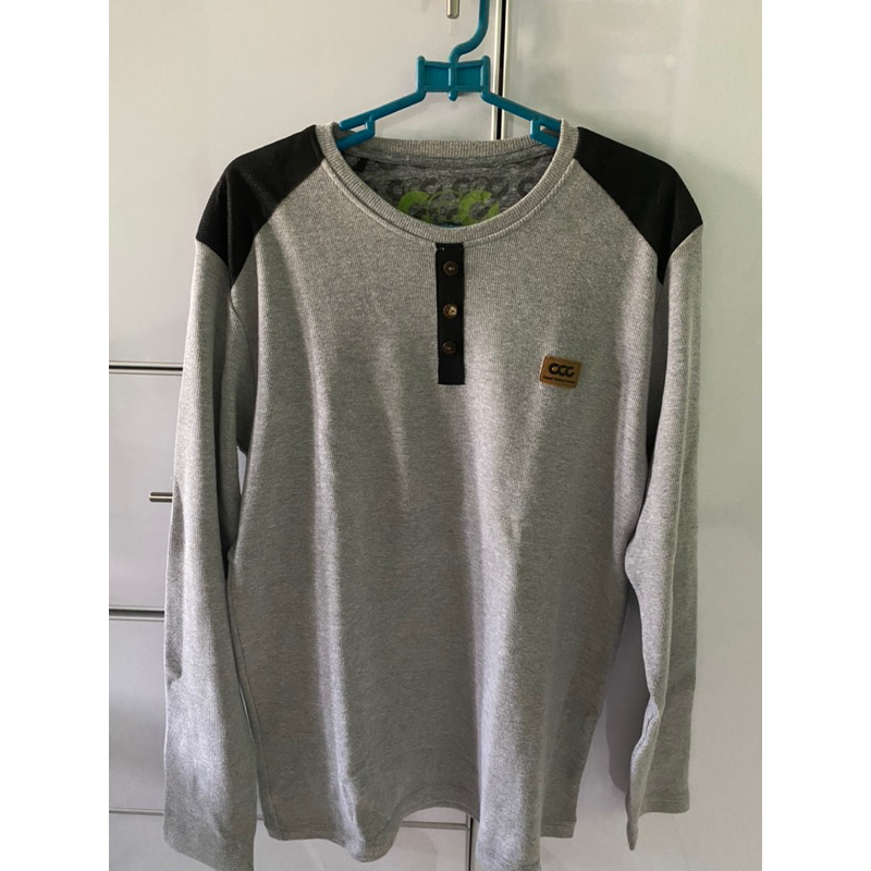 [PRELOVED] KAOS TSHIRT LENGAN PANJANG PRIA