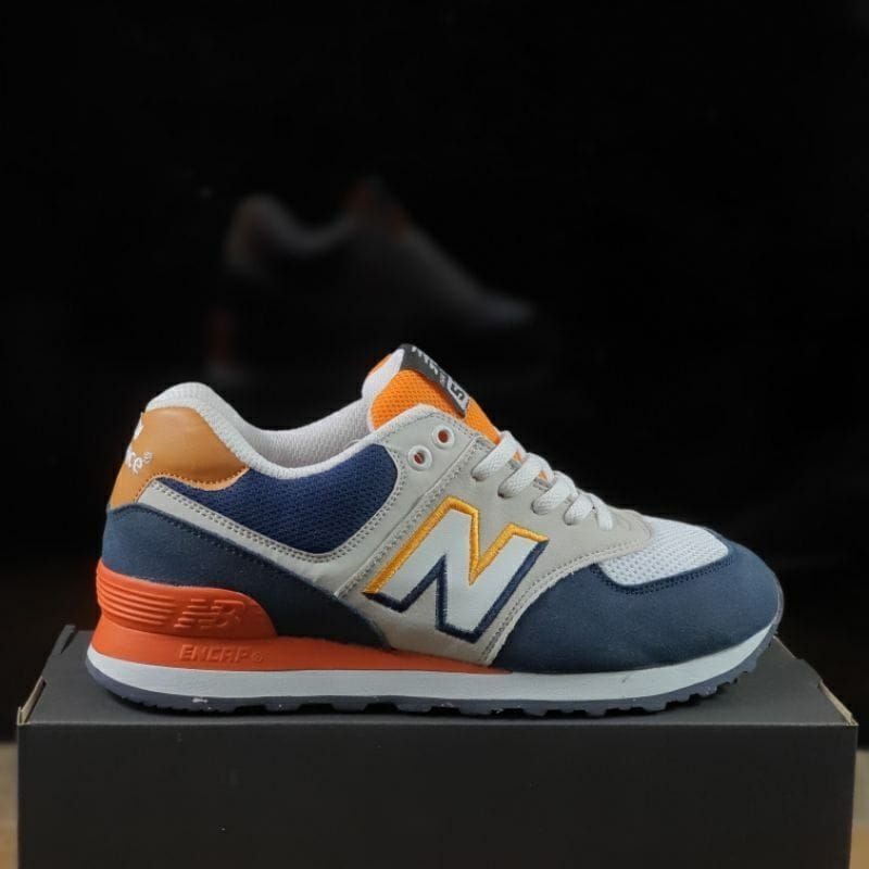 Sepatu sneaker Pria terlaris New Balance 574