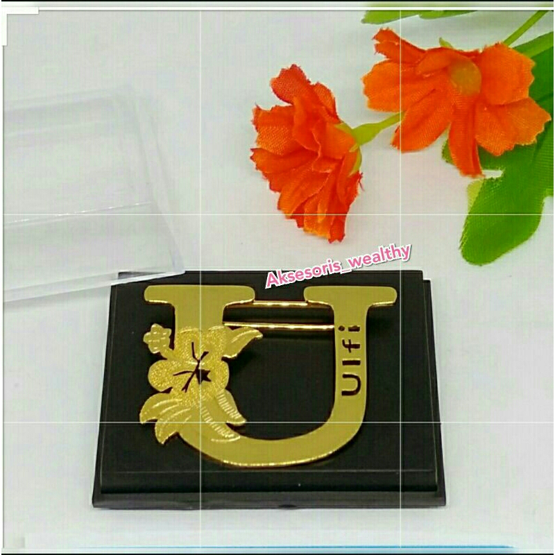 Bros nama / Bros Huruf alfabet ukir nama / pin nama / peniti hijab / aksesoris wanita