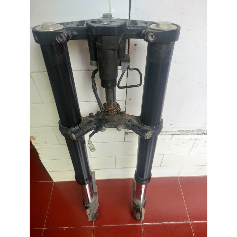 usd r15 v3 upsidedown ori yamaha