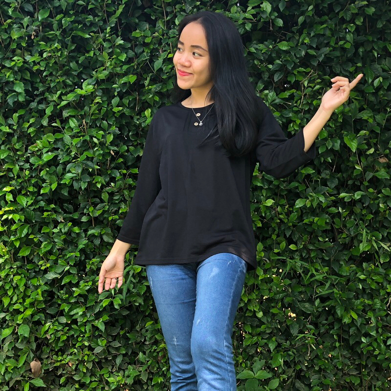 Hitam Plisket Kancing - Blouse Lengan 7/8 - Atasan Polos Hitam PA42