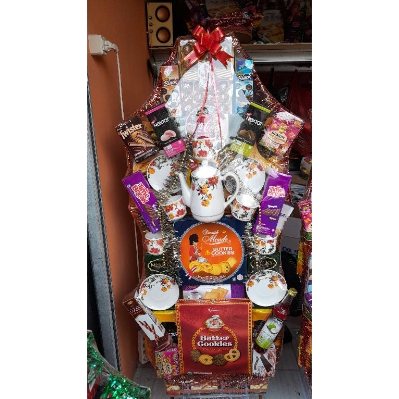 

Parcel Snack Lebaran Mix Teaset - Parsel Jumbo Lebaran