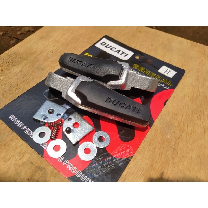 footstep postep pijakan Ducati dudukan postep ducati original karet bostep ducati import