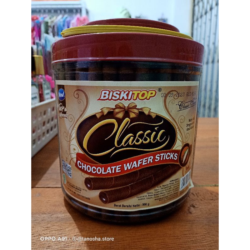 Wafer Roll Biskitop Classic Astor Coklat Toples 500 gr