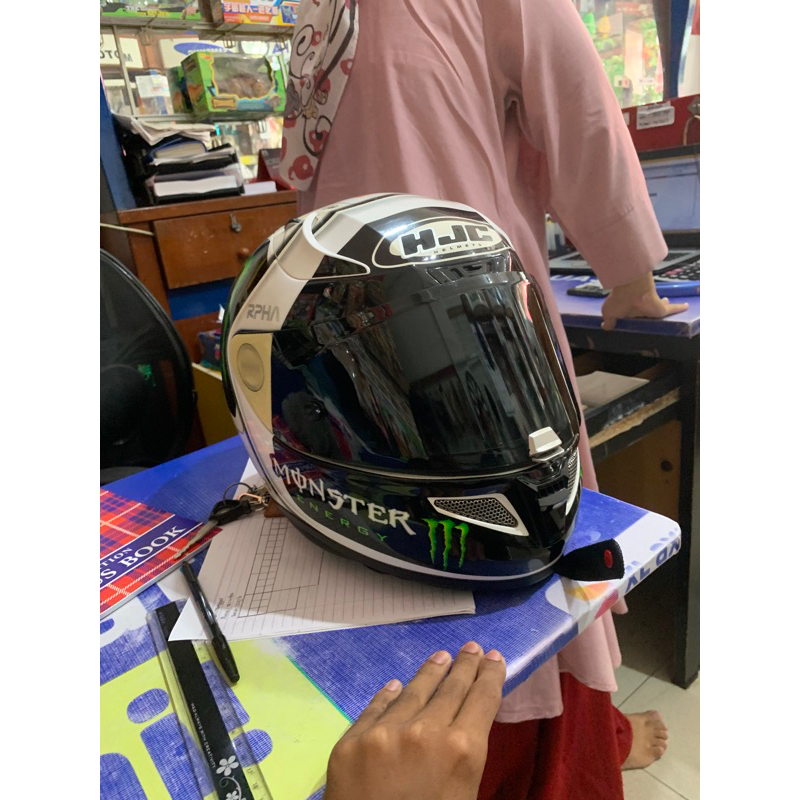 HJC RPHA 11 indy lorenzo