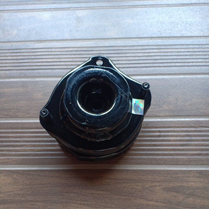 support shock belakang kanan Timor