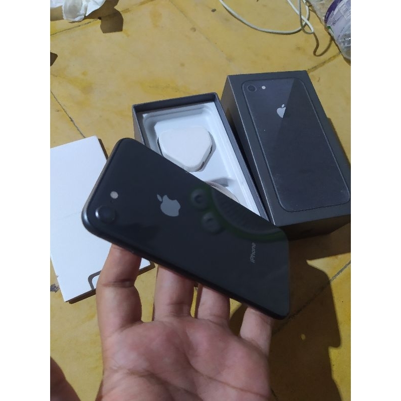iphone 8 64gb inter
