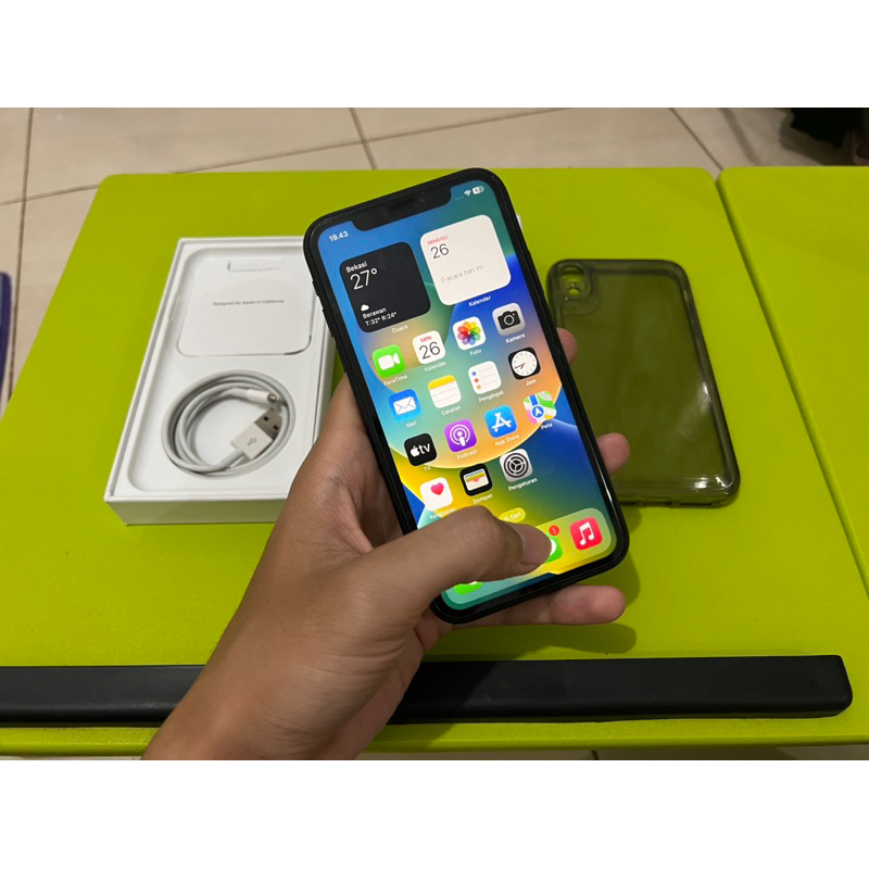 Apple Iphone Xr 64 GB Black ex Ibox Fullset box Mulus