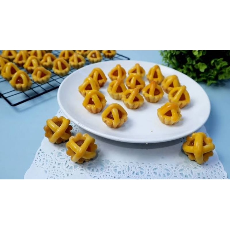 

KUE NASTAR KERANJANG