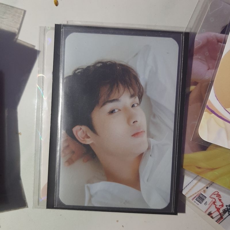 Photocard/PC Winwin Photobook Holiday Benefit Yizhiyu