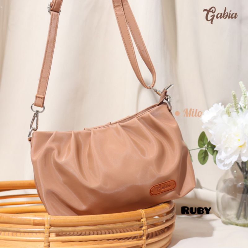 RUBY SLINGBAG CHOCOLY BY GABIA