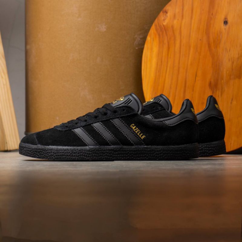 ADIDAS GAZELLE ALLBLACK ORIGINAL SEPATU PRIA SEPATU WANITA SEPATU CASUAL ORIGINAL