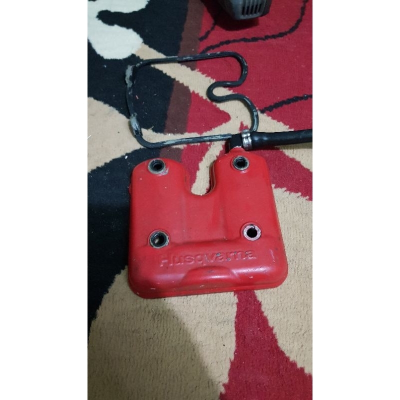 tutup cylinder head husqvarna 250 2008 + karet