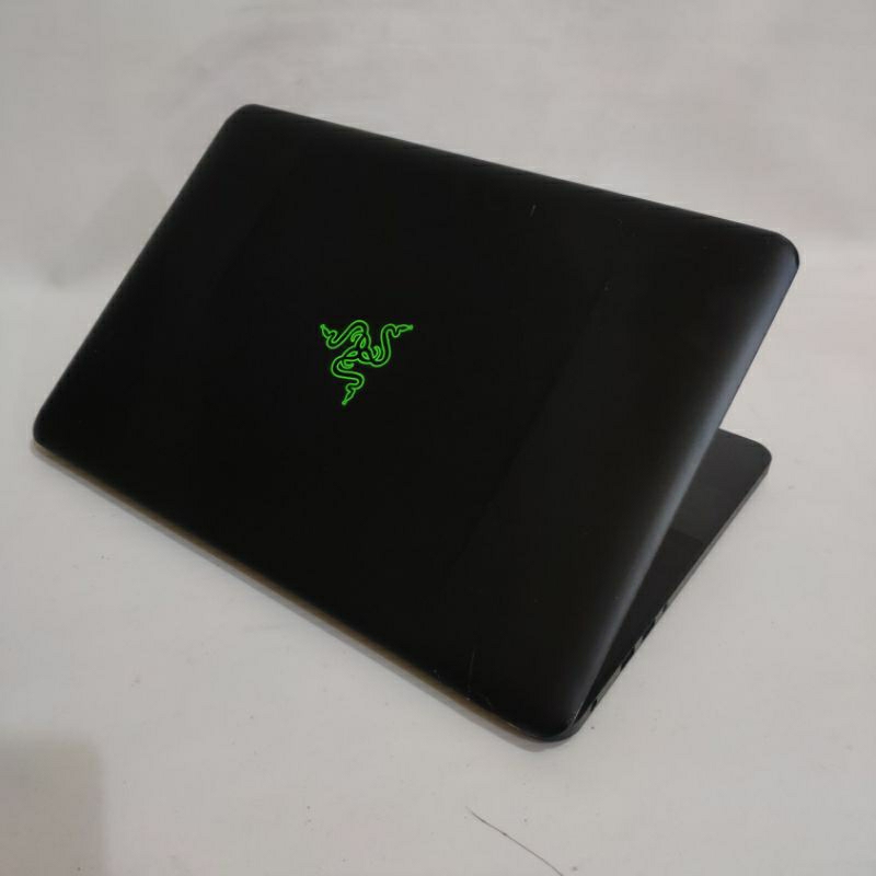 laptop gaming razer blade - Core i7 8core - dual vga Nvidia GTX 765m