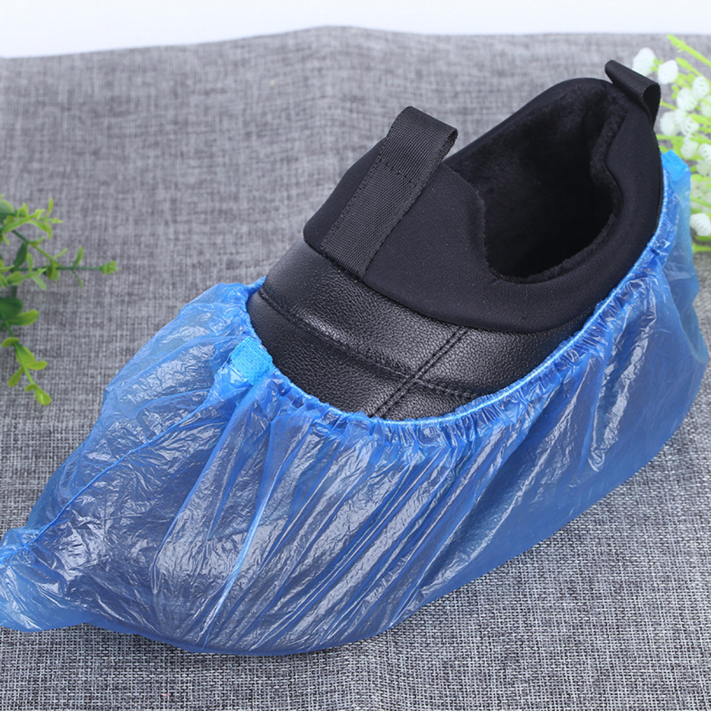 Sarung Sepatu Plastik Shoes Cover APD Pelindung Sepatu Anti Air Hujan Sekali Pakai Extra Tebal Isi 100 pcs (50 Pasang)