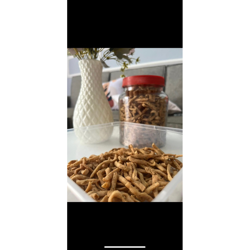 

kerupuk kacang panjang