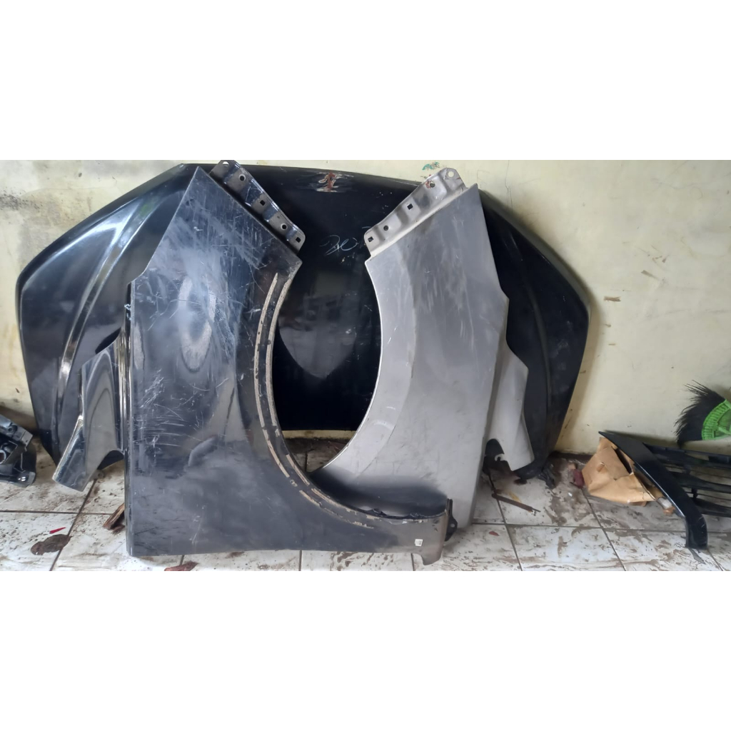 fender toyota innova reborn original