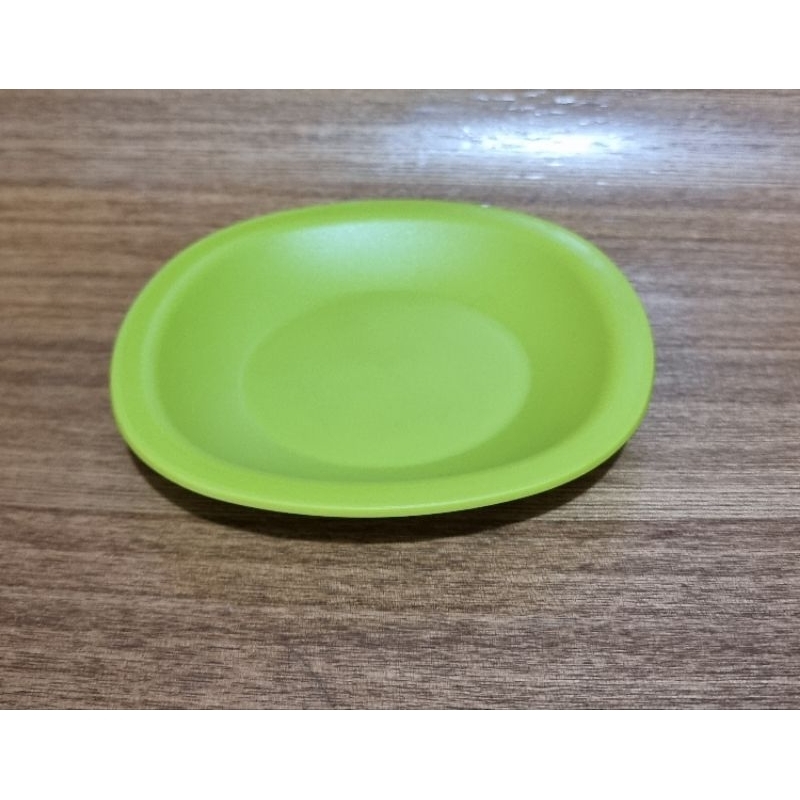 TUPPERWARE PLATE GREEN / PIRING HIJAU KECIL / DESSERT DISH/ PIRING BABY 1PC