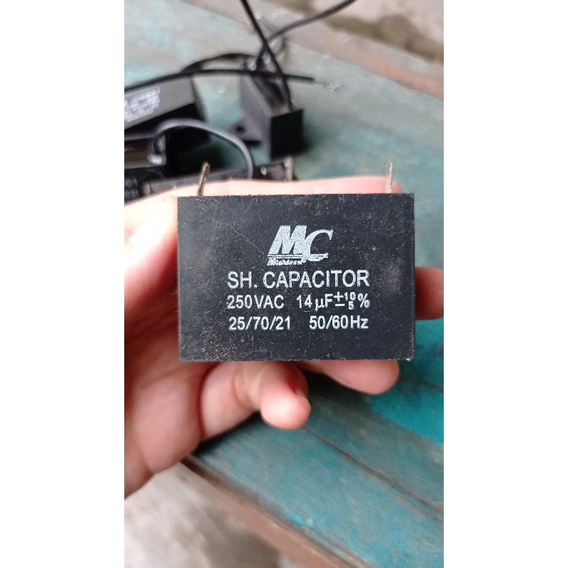 Kapasitor 14uf 450V/Kapasitor 14mf 450/ Kapasitor 14 mikro MC