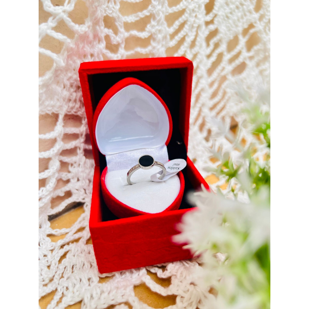 Cincin Titanium Wanita Bulat Hitam Cantik Emas 18K Anti Karat Aksesoris Perhiasan Korea Fashion