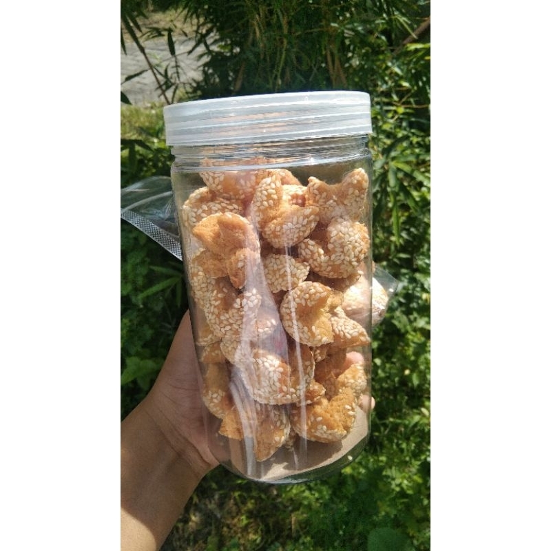 

cemilan onde onde ketawa mini renyah/ onde onde ketawa terbahak/toples 1000ml onde onde ketawa untuk parcel untuk hampers