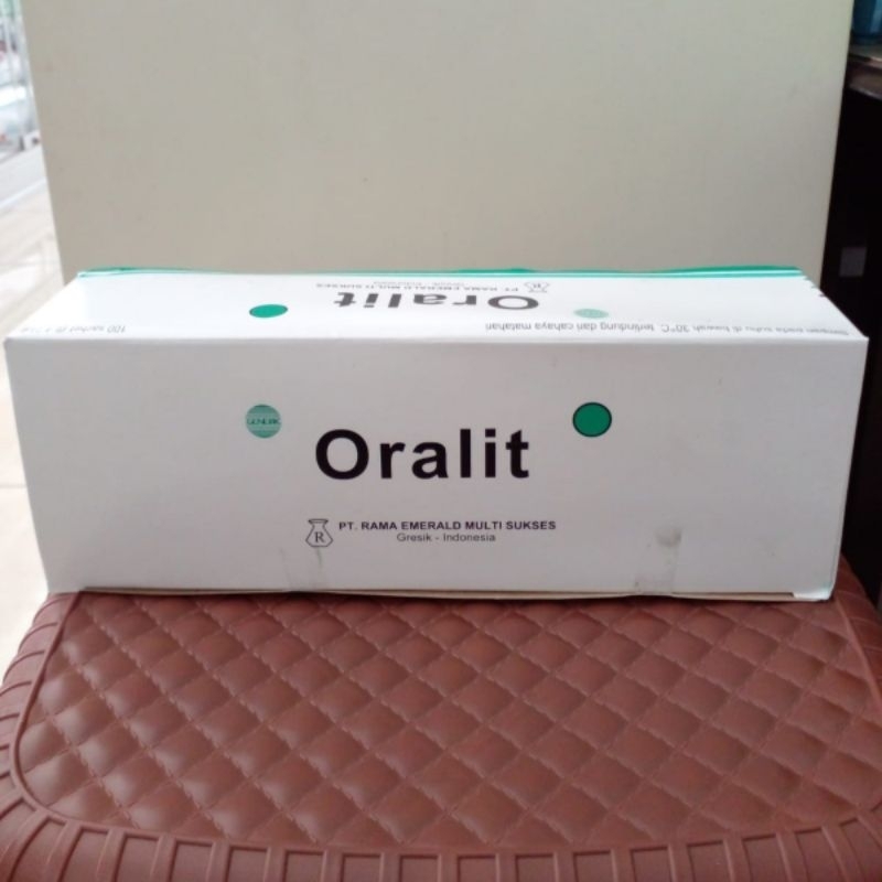 Oralit Rama (1 Box = 100 pcs)