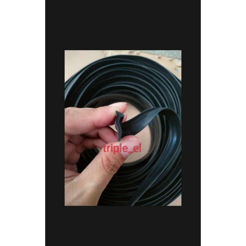 KARET LIS PEMISAH KACA SAMPING GESER