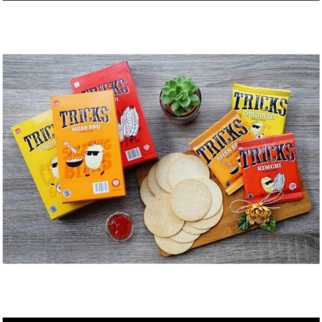 TRICKS BISKUIT KENTANG POTATO BAKED CHIPS 1 BOX ISI 10 PCS SNACK CRIPS MAKANAN RINGAN KERING