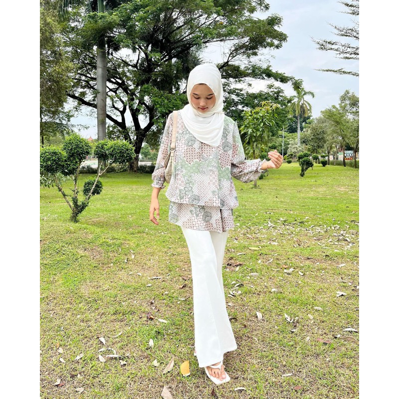 Aquila batik blouse