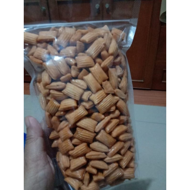 

pang-pang snack bantal