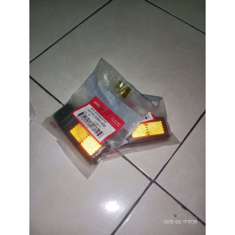 mata kucing astrea grand original AHM Honda kgd